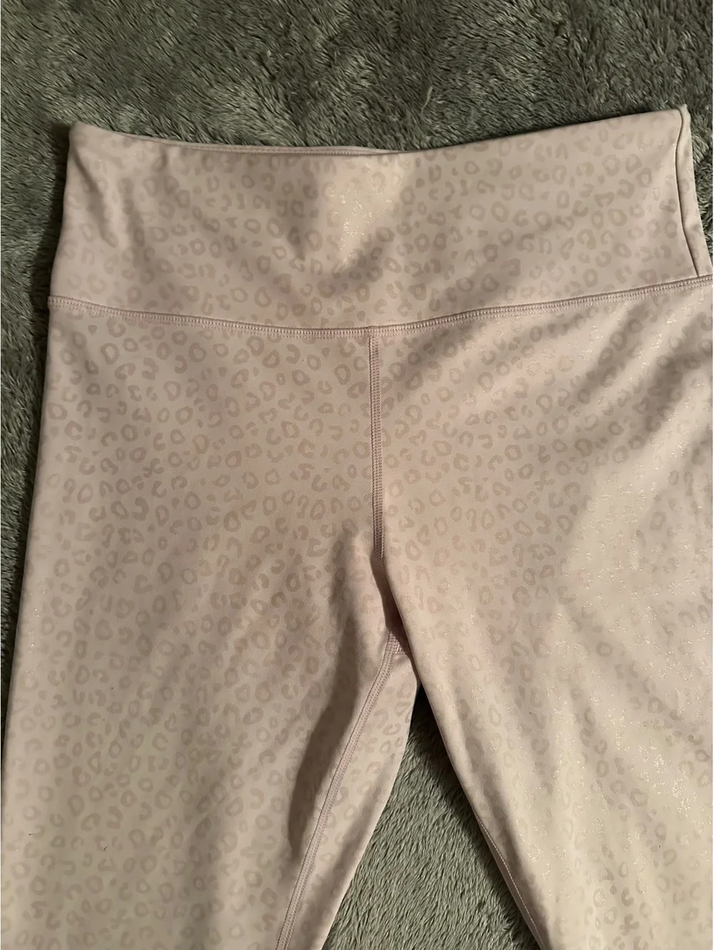 ZYIA Active Light n Tight Hi-Rise Leggings Soft Leopard Pink Size 8-10